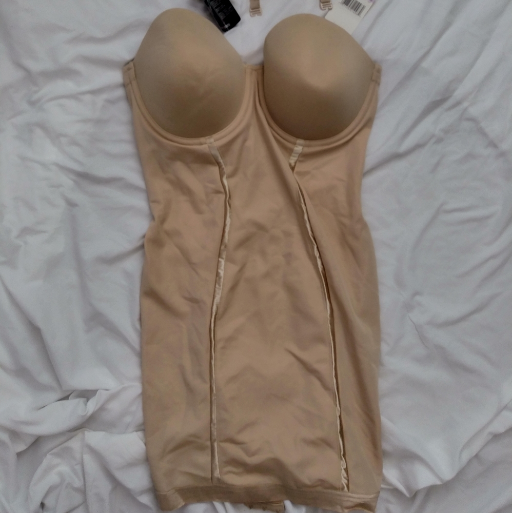 Maidenform shape wear